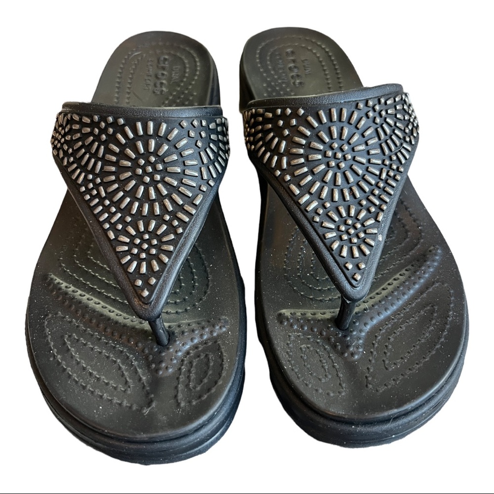 Crocs Monterey Diamonte flip flops